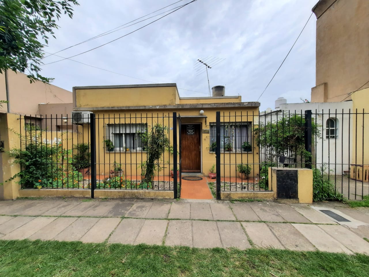 #4366209 | Venta | Casa | Pilar (Attili & Bisso Negocios inmobiliarios)