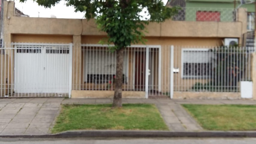 #5358172 | Venta | Casa | Jose Leon Suarez (COSTAS INMOBILIARIA)