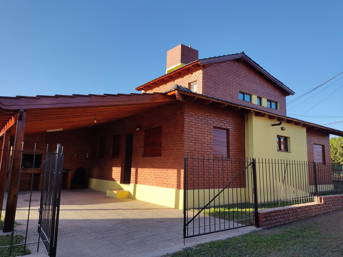 #5455672 | Venta | Casa | Mina Clavero (Riegé Inmobiliaria)