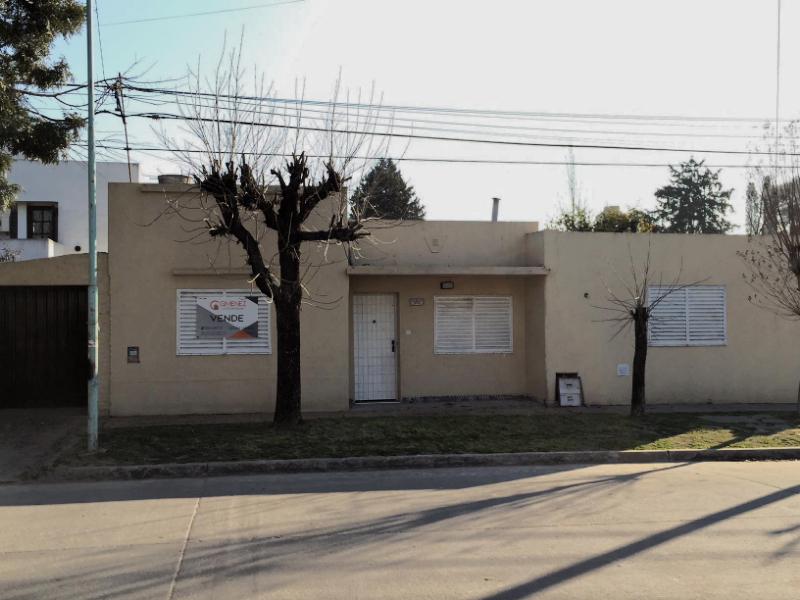 #570090 | Venta | Casa | San Bernardo (Lujan) (Gimenez Gestión Inmobiliaria)