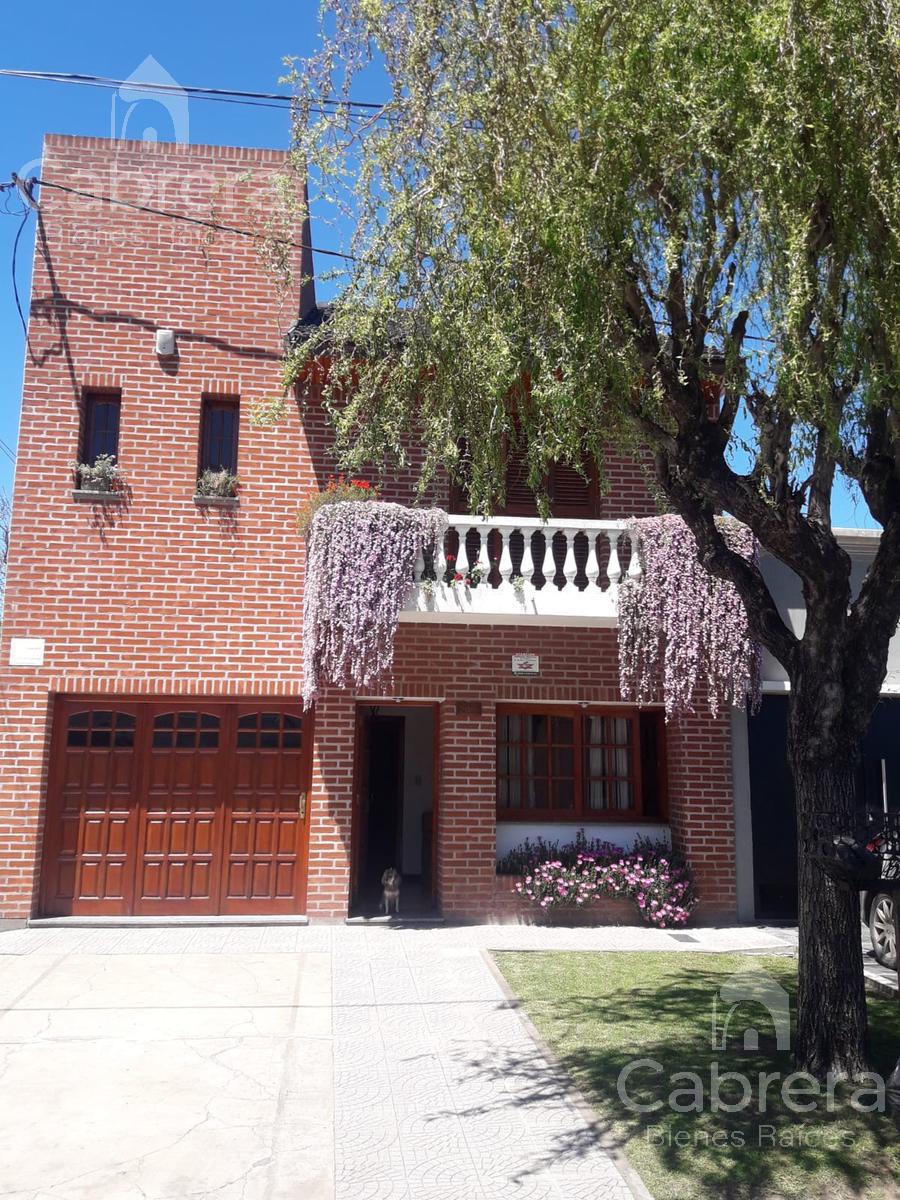 #4914011 | Venta | Casa | Los Hornos (Cabrera Bienes Raíces)