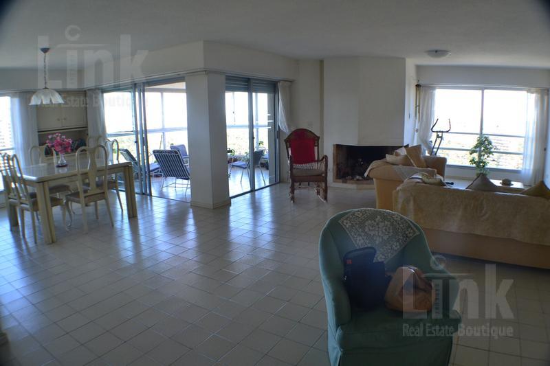 #225749 | Sale | Apartment | Playa Mansa (Link Real State Boutique)