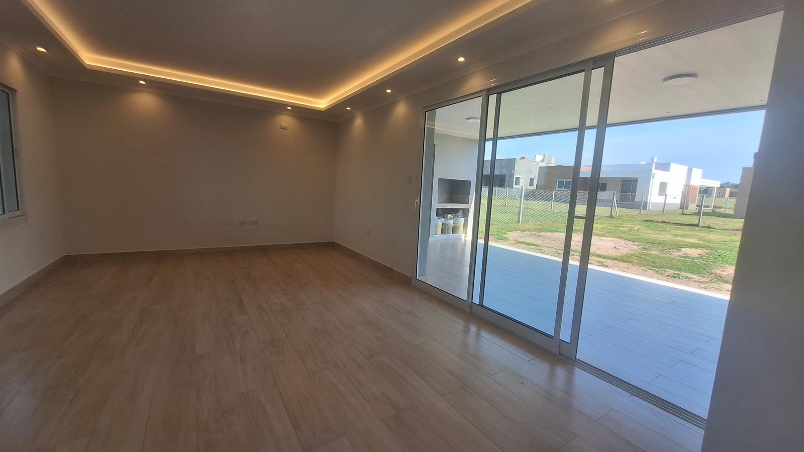 #4732251 | Venta | Casa | Yerba Buena (INMOPLUS )