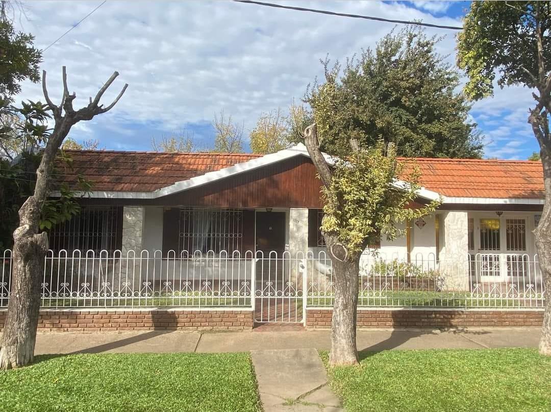 #5082205 | Venta | Casa | Barrio Parque Field (MGM Propiedades)