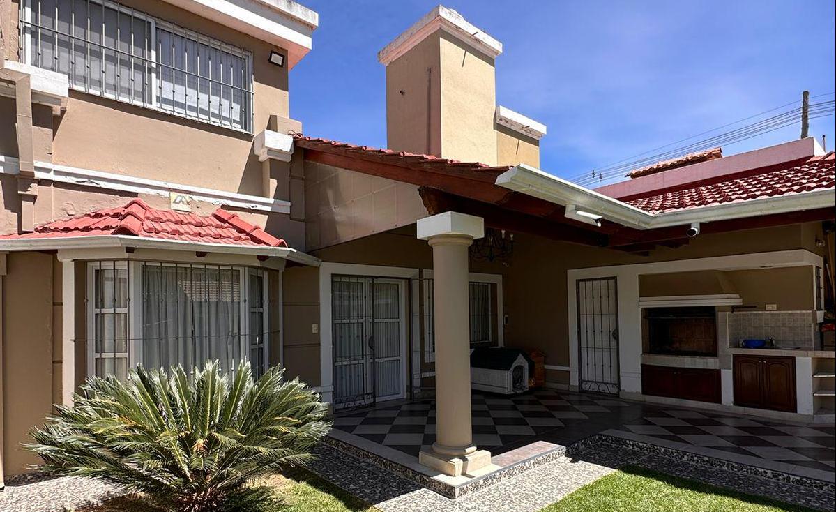 #5062185 | Venta | Casa | Barrio Tres Cerritos (SEMA Bienes Raíces)