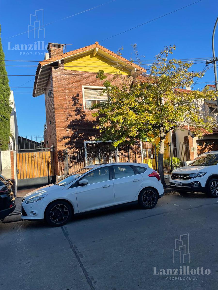 #5051803 | Venta | Casa | Lanus Este (Lanzillotto)