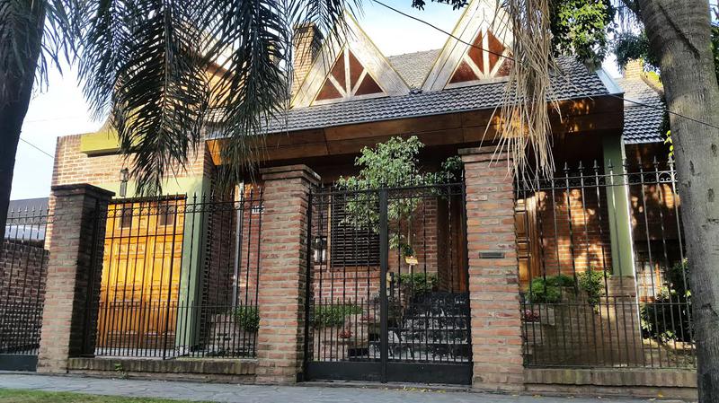 #255592 | Venta | Casa | Ituzaingó (EDUARDO J. CARFI Propiedades)