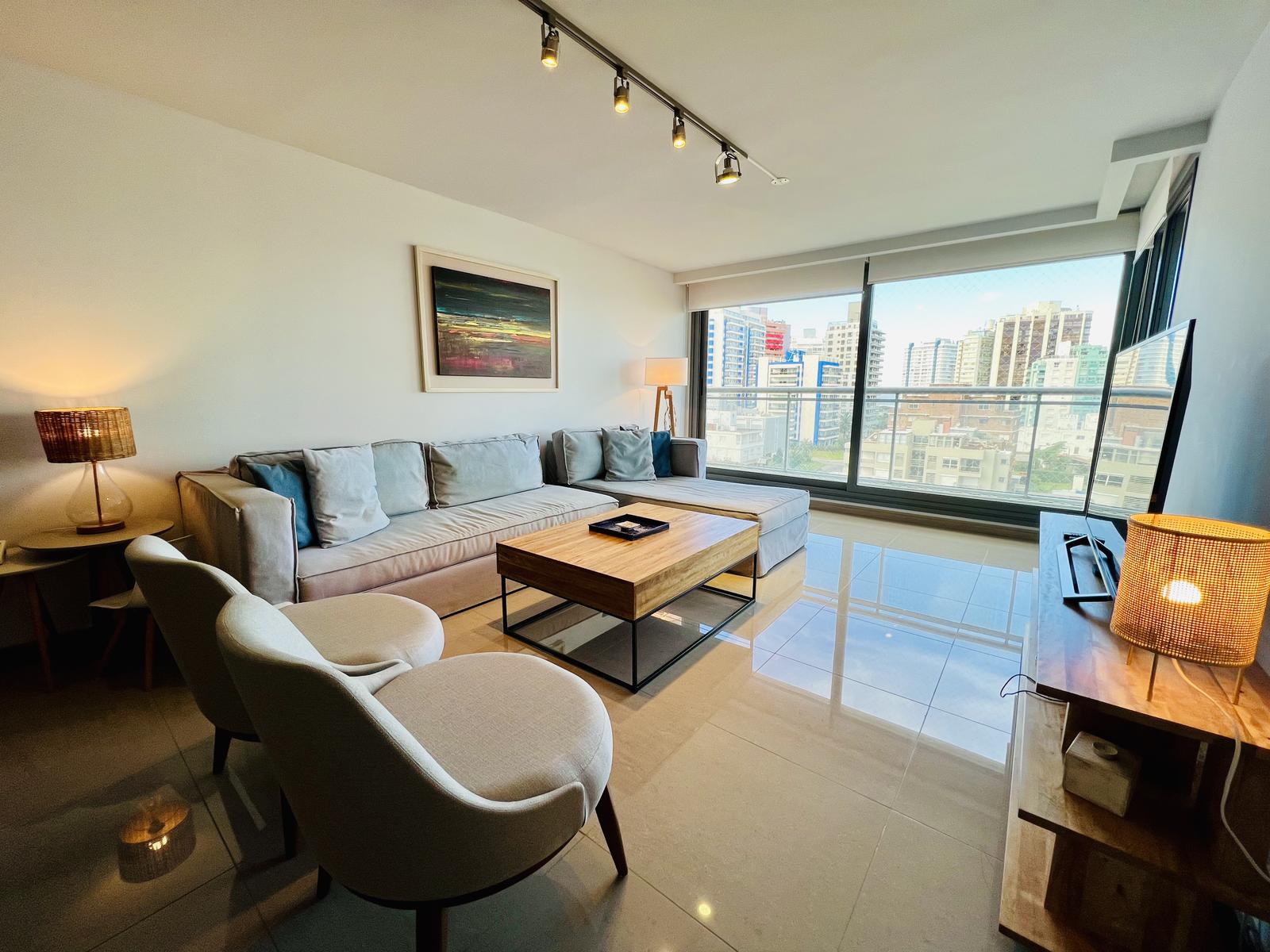 #4765942 | Temporary Rental | Apartment | Playa Brava (Emiliano Pedrozo)