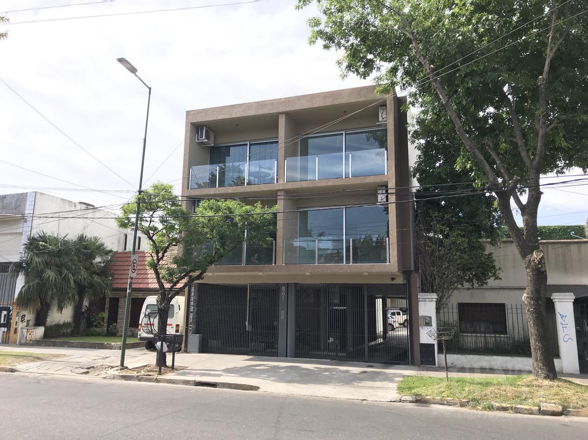 #372673 | Venta | Casa | Banfield (Puente Propiedades)