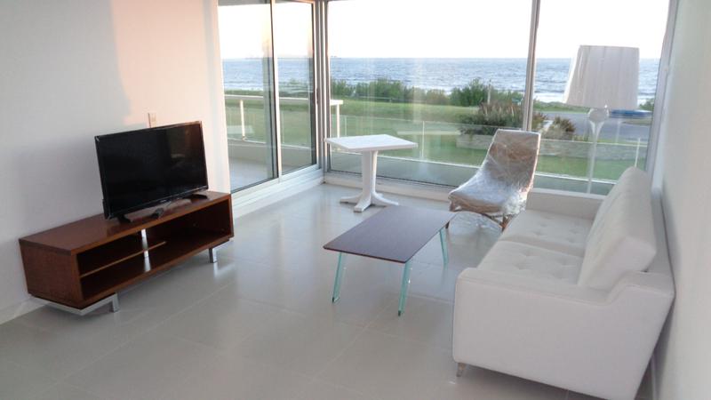 #3238440 | Sale | Apartment | Playa Mansa (Emiliano Pedrozo)