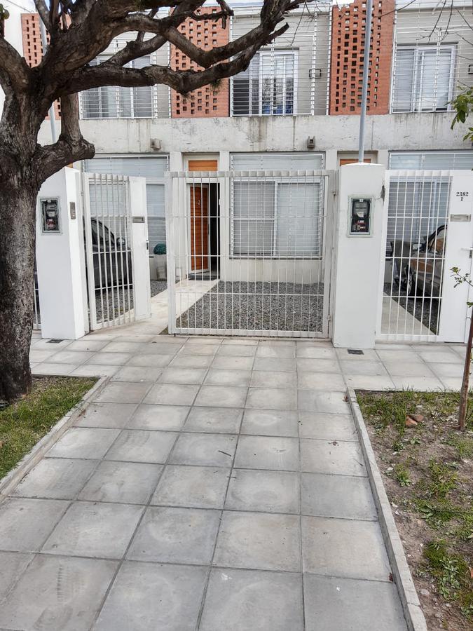 #3726349 | Venta | PH | Castelar (Claudio Pramparo Estudio Inmobiliario)