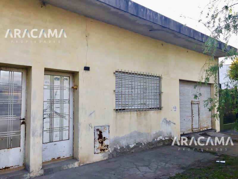 #4930309 | Venta | Casa | Luis Guillon (Aracama Propiedades)