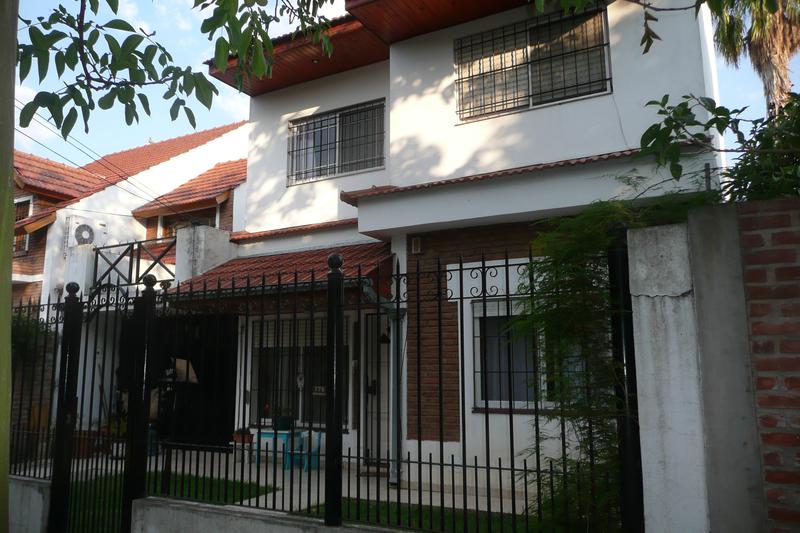 #441921 | Venta | Casa | Adrogue (RAIMONDO PROPIEDADES)