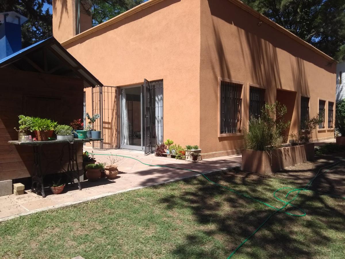 #5055695 | Venta | Casa | Barrio Parque Leloir (Fernando Paradela)