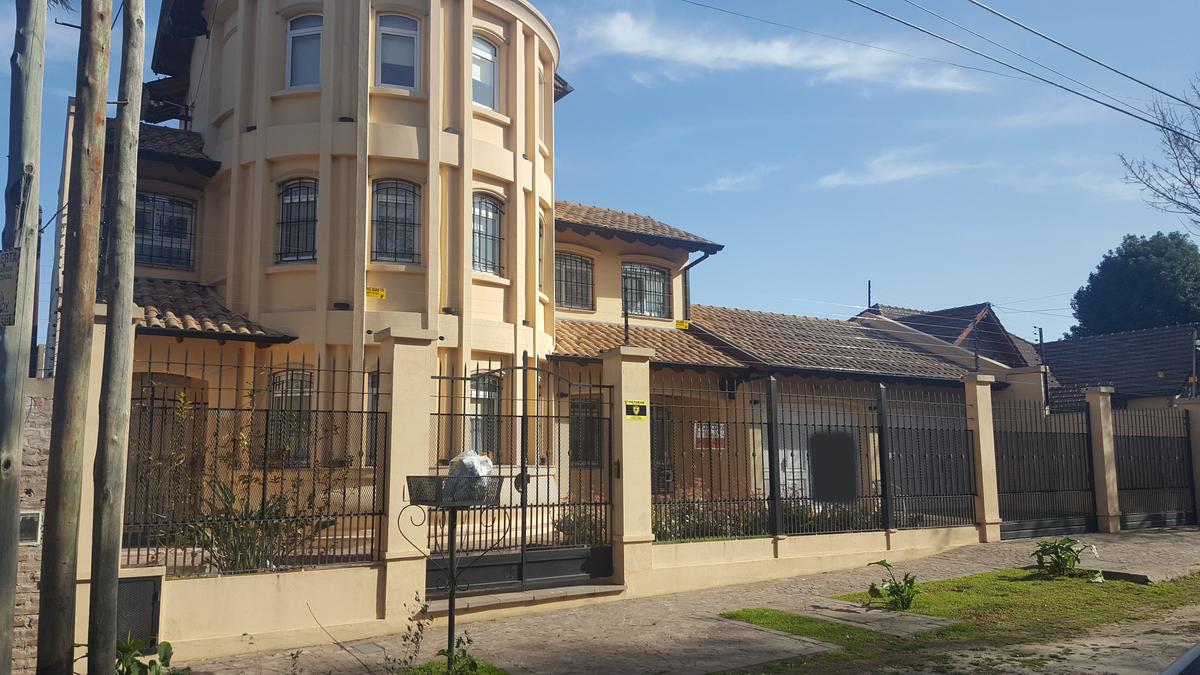 #5106345 | Venta | Casa | Ranelagh (Leandro Muñiz Servicios Inmobiliarios)