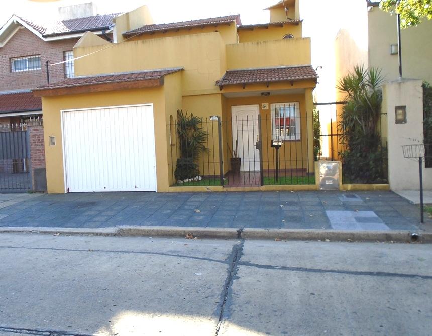 #4995372 | Sale | House | Villa Adelina (Ruiz Propiedades)