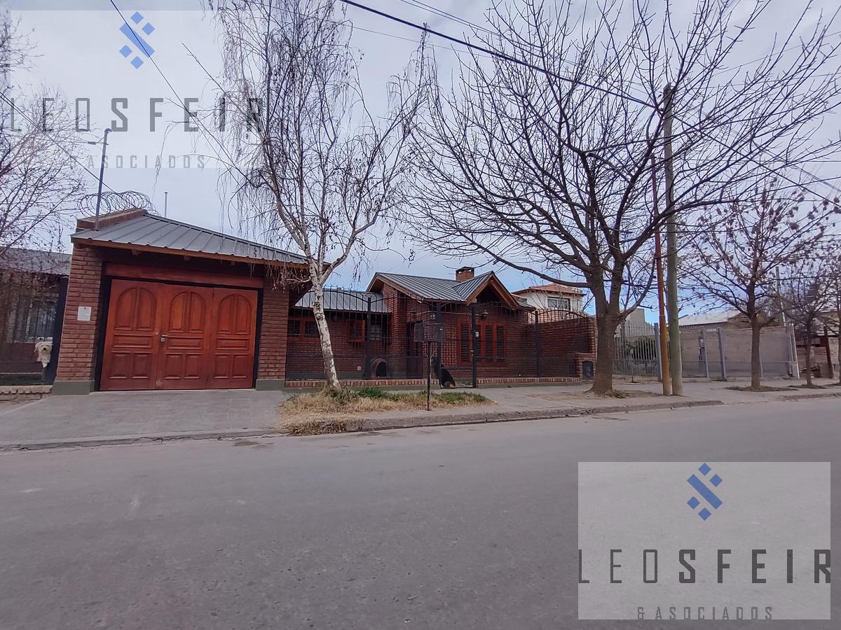 #2126541 | Sale | House | San Miguel De Tucuman (LucchettiMartinez)