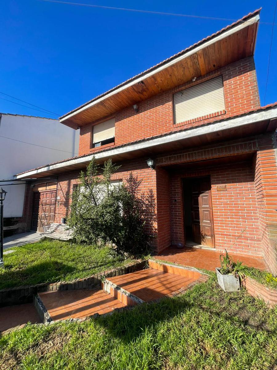 #4285258 | Venta | Casa | Villa Primera (Albanese Estudio Inmobiliario)