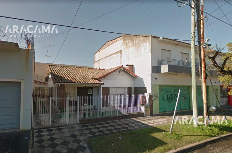 #4930423 | Venta | Casa | Monte Grande (Aracama Propiedades)