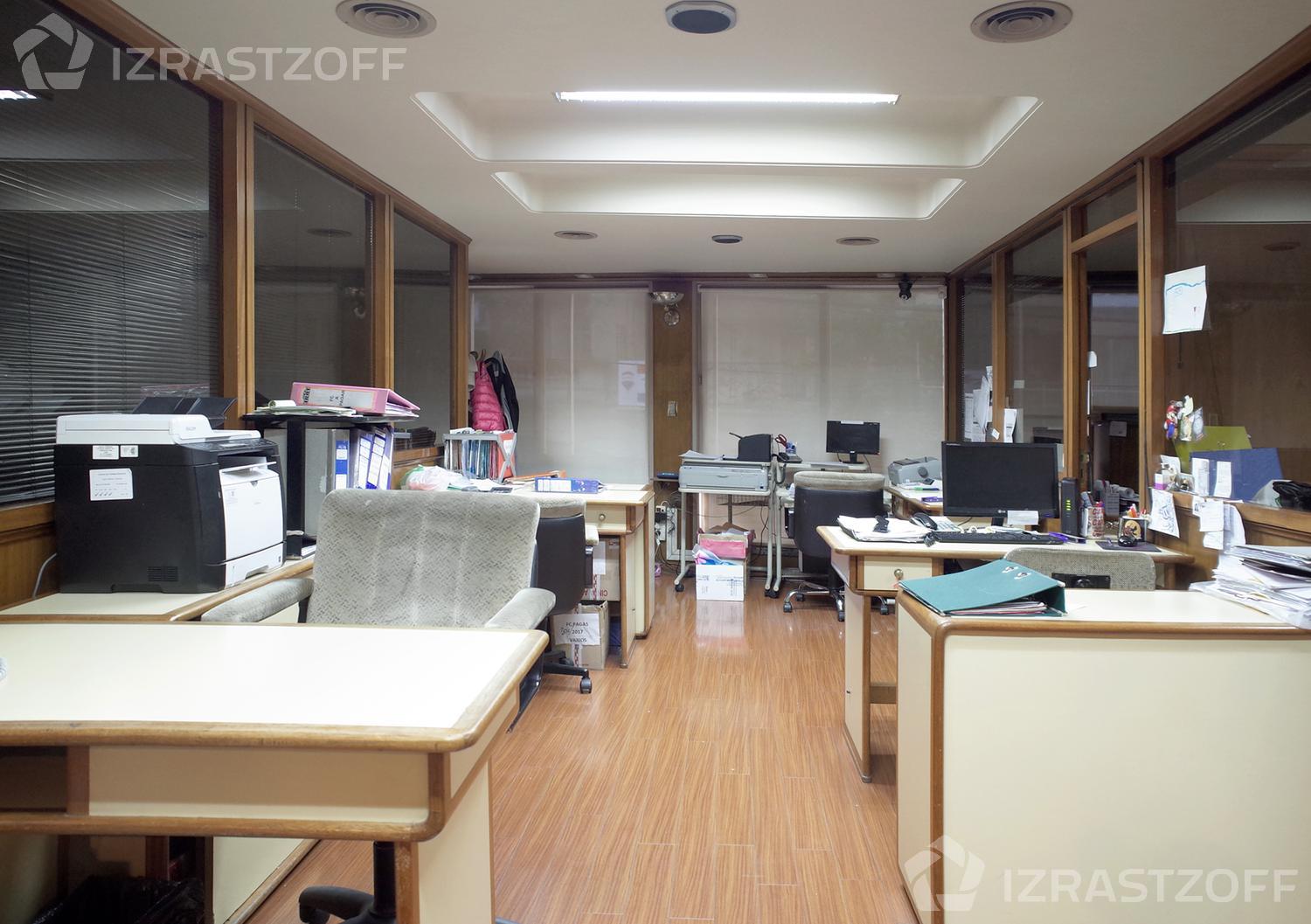 #830248 | Venta | Oficina | Recoleta (Izrastzoff Agentes Inmobiliarios)