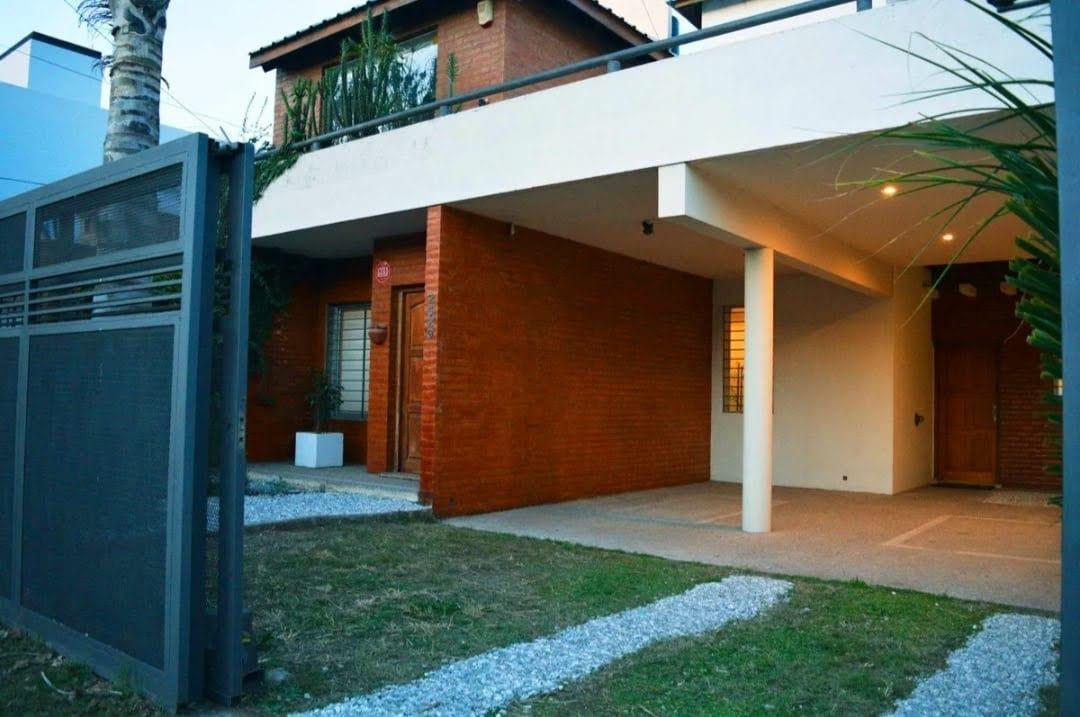 #5273464 | Sale | House | Parque Capital (López  Baena Propiedades)