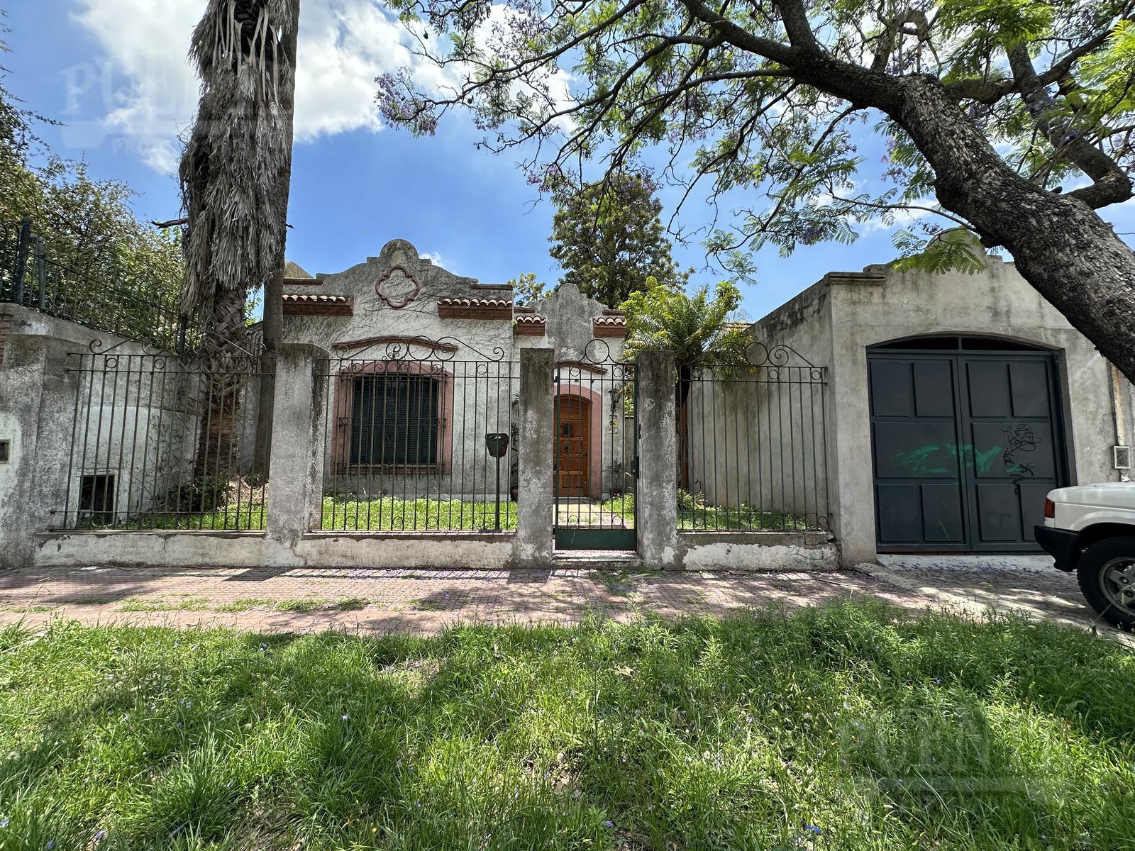 #4822799 | Venta | Casa | Banfield (Puente Propiedades)