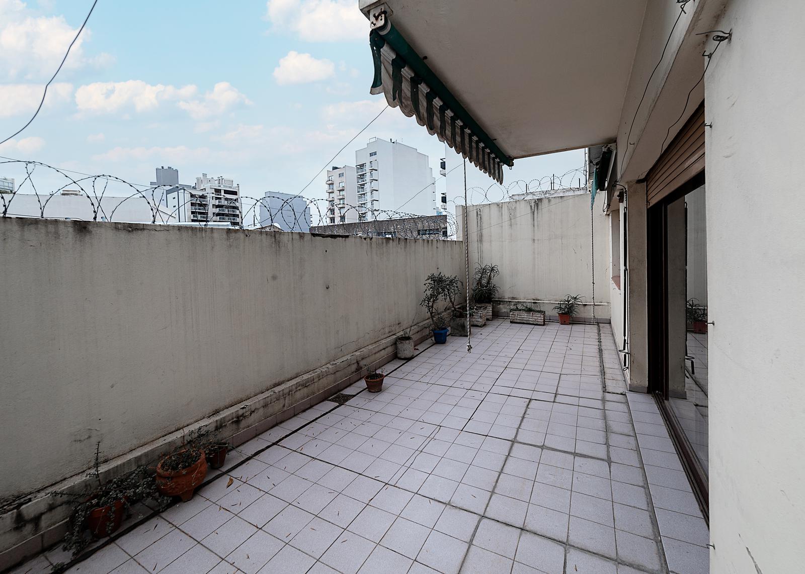 #5120100 | Sale | Apartment | Chacarita (Central Real Estate)
