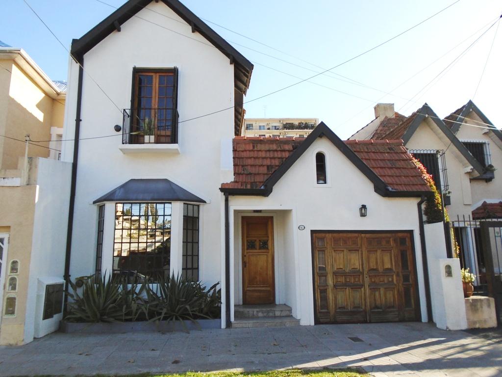 #4429270 | Venta | Casa | Vicente Lopez Vias / Maipu (Ruiz Propiedades)