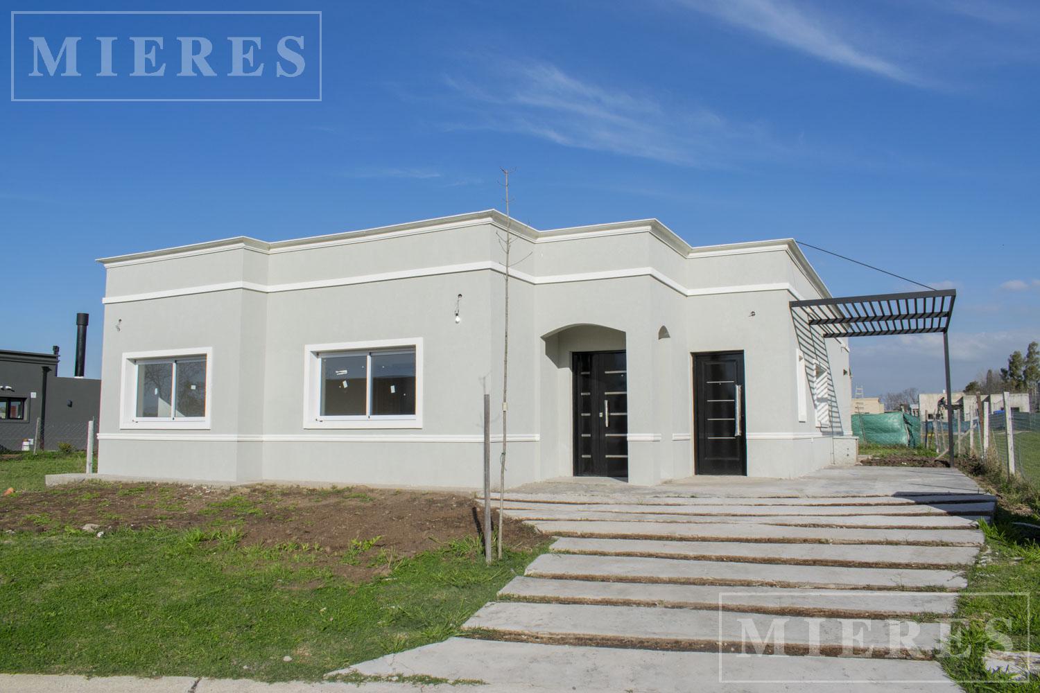 #4850241 | Venta | Casa | Santa Lucía (Mieres Propiedades)