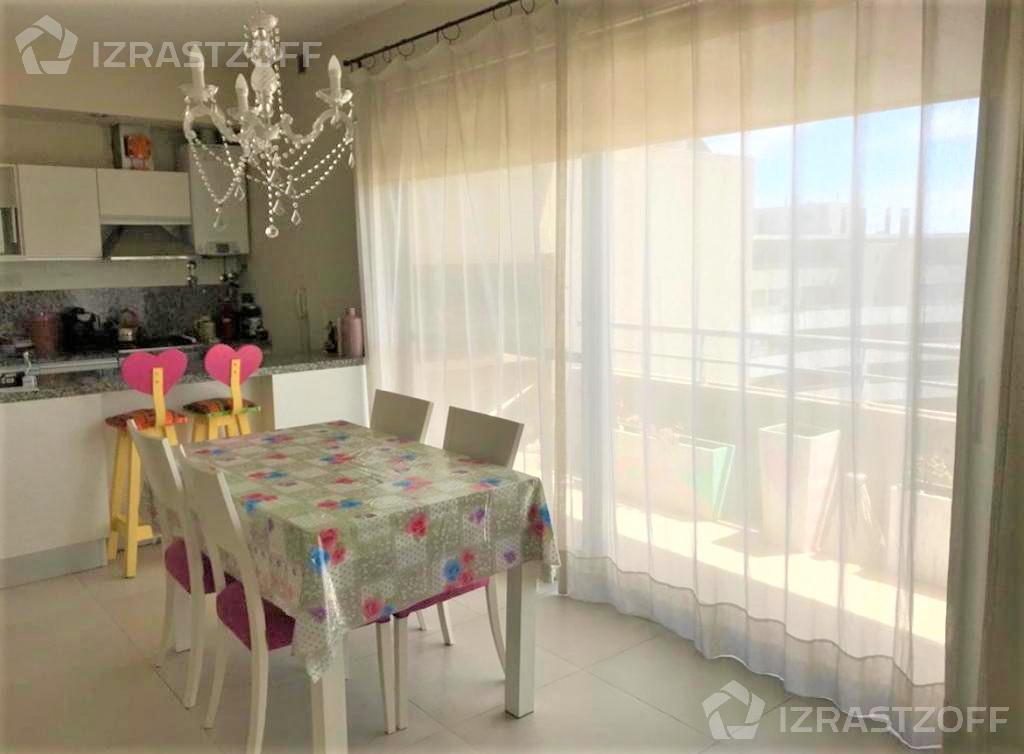 #3610974 | Venta | Departamento | Condominio Civis (Izrastzoff Agentes Inmobiliarios)