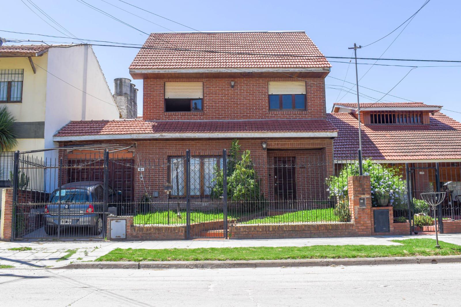 #5179795 | Venta | Casa | Villa Primera (Francisco Lopez Bisoglio)
