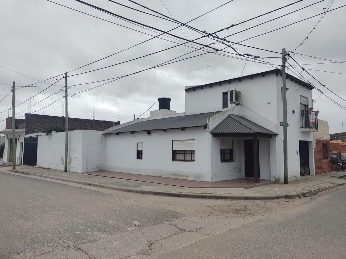 #2579739 | Venta | Casa | Gualeguay (Alexis Neuwirt Inmuebles-Remates)