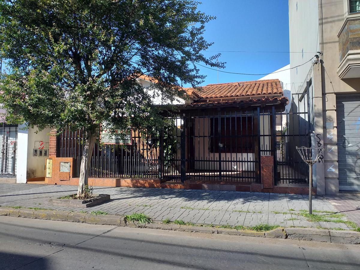 #4577215 | Venta | Casa | Ramos Mejia Sur (Lauria)