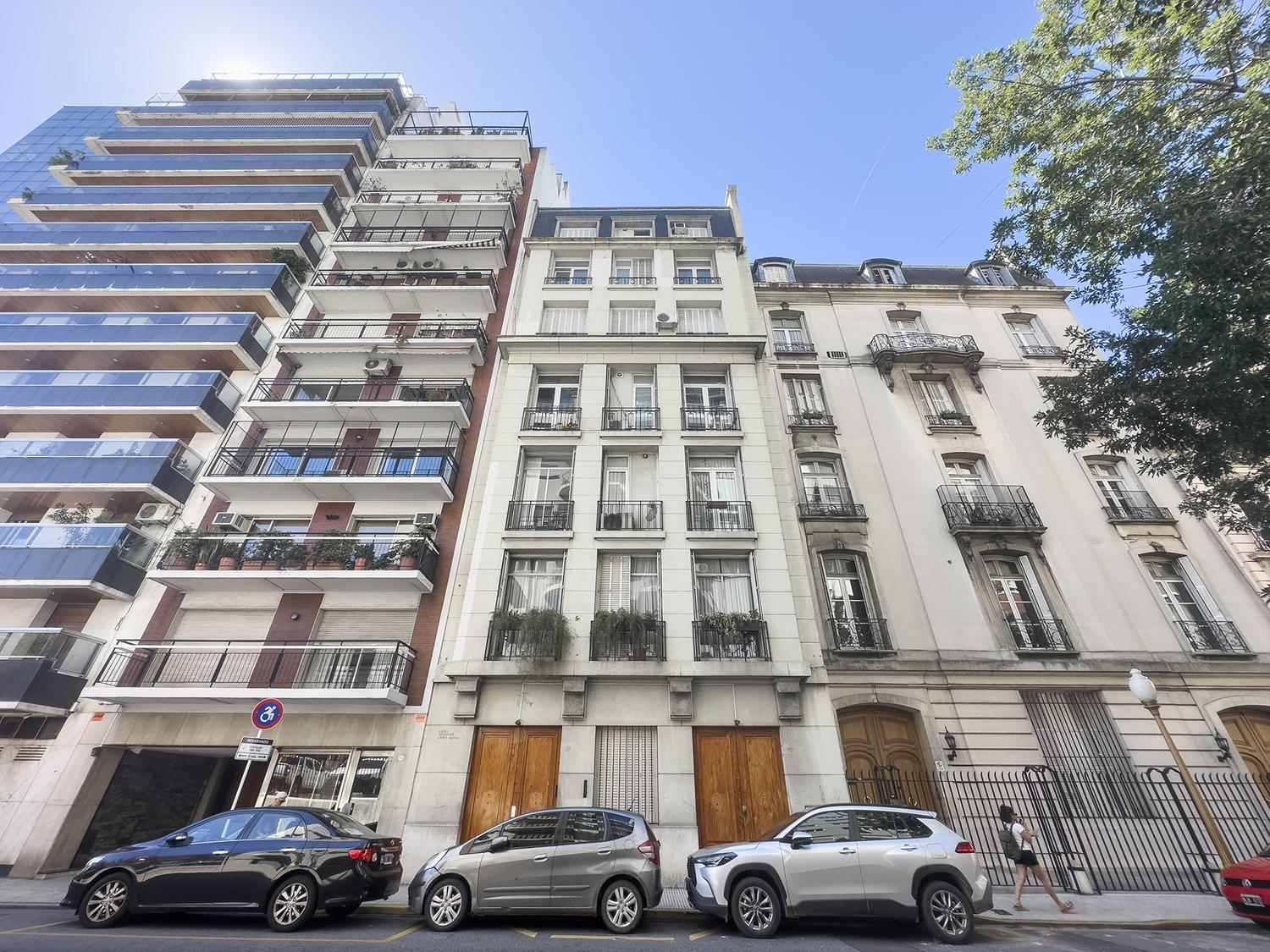 #4946744 | Venta | Departamento | Retiro (Izrastzoff Agentes Inmobiliarios)