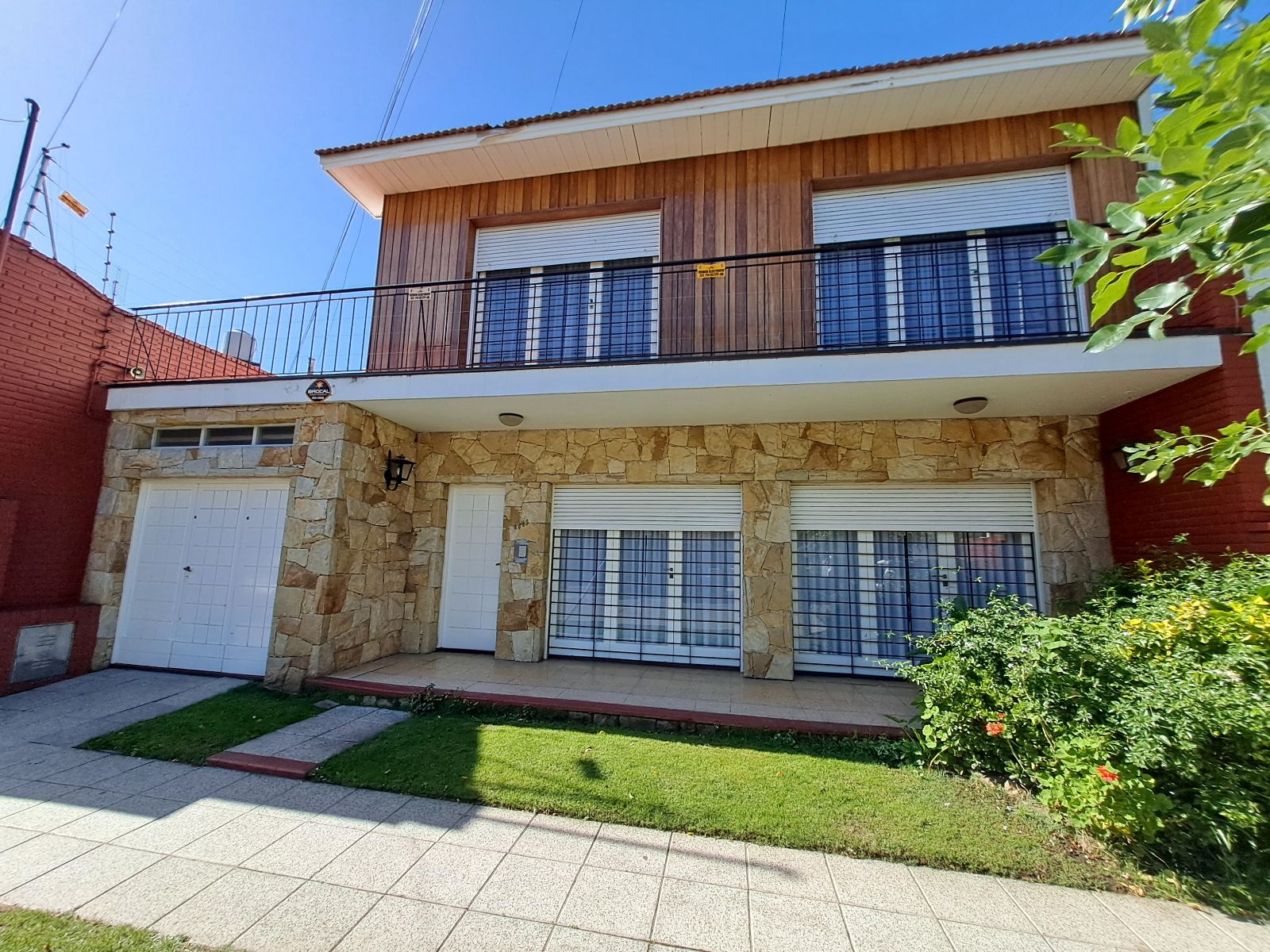 #4999872 | Venta | Casa | Villa Primera (Casas Inmobiliaria)