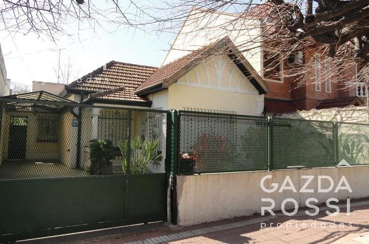 #665470 | Venta | Casa | Temperley (Gazda Rossi Propiedades)