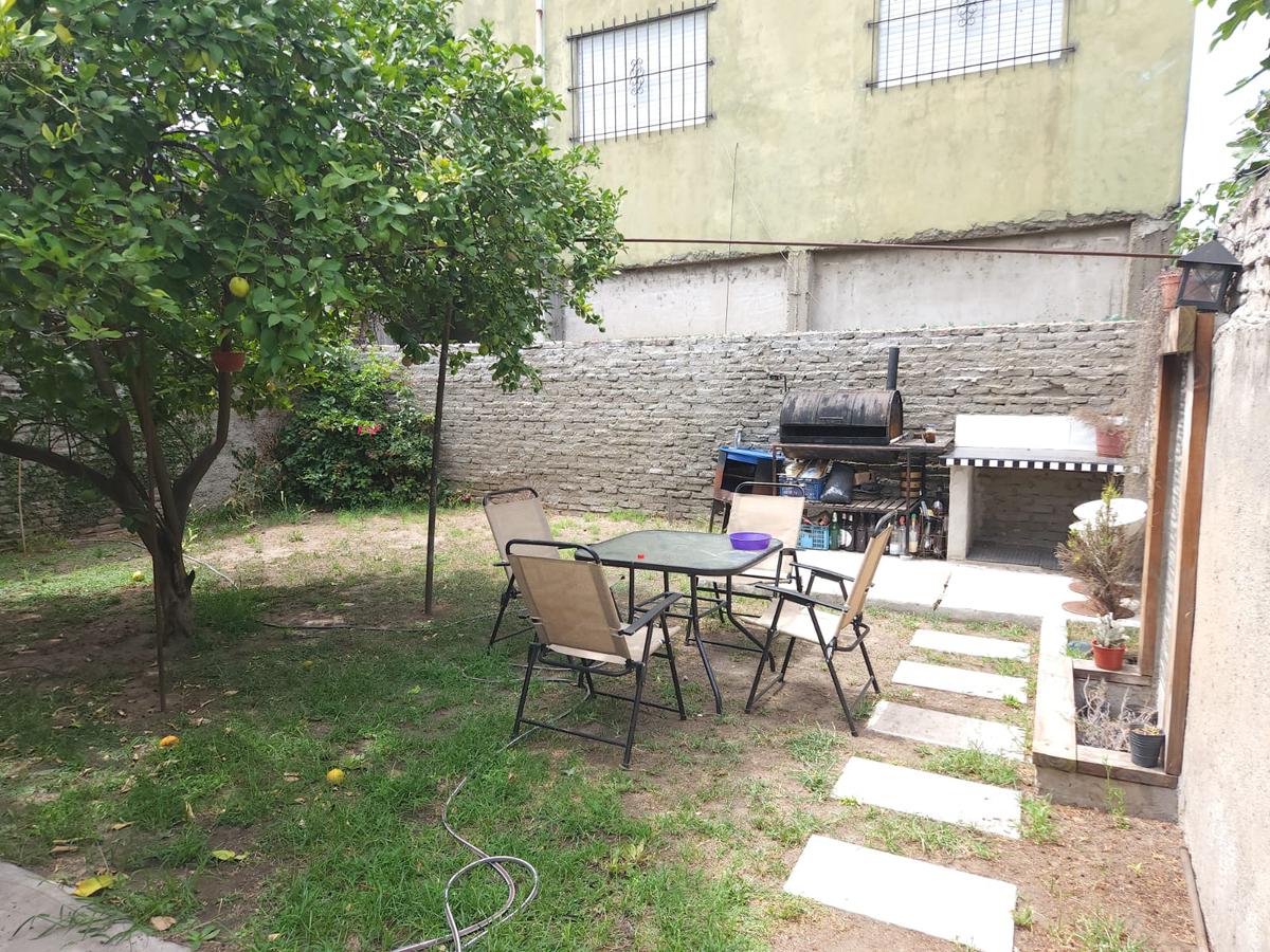 #3613198 | Sale | House | Remedios De Escalada (Ianchuk)