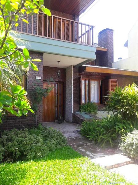 #1893439 | Venta | Casa | Isidro Casanova (SEBASTIAN PETRELLI ASESORES INMOBILIARIOS)