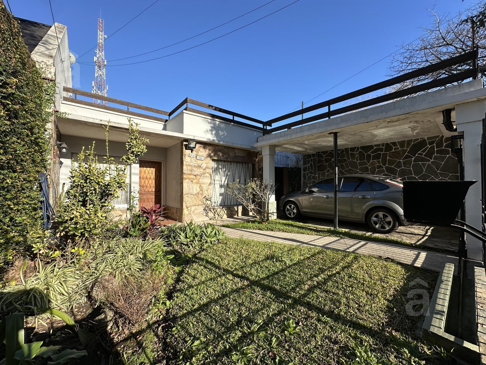 #5400322 | Venta | Casa | Villa Ballester (Altamirano Propiedades)