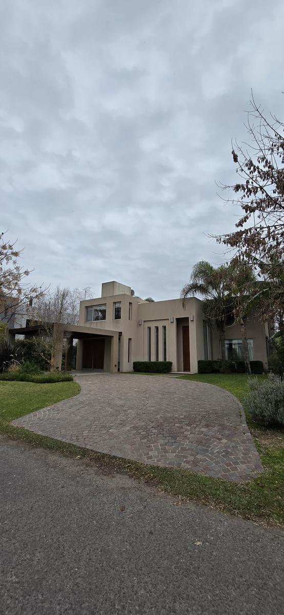 #5188256 | Venta | Casa | Altos Del Sol (Sitios Comerciales)