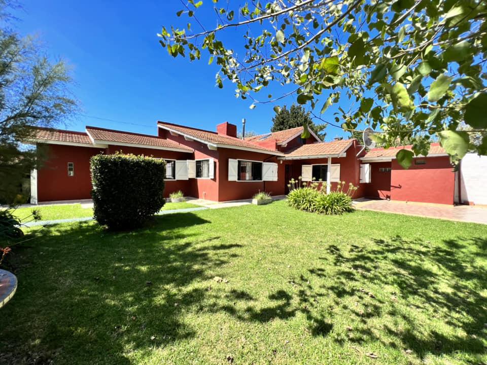 #3778529 | Venta | Casa | Santa Elena (Patriño Iriarte Servicios Inmobiliarios)