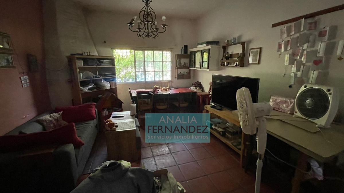 #3796202 | Venta | Casa | Hurlingham (Analía Fernández Servicios Inmobiliarios)