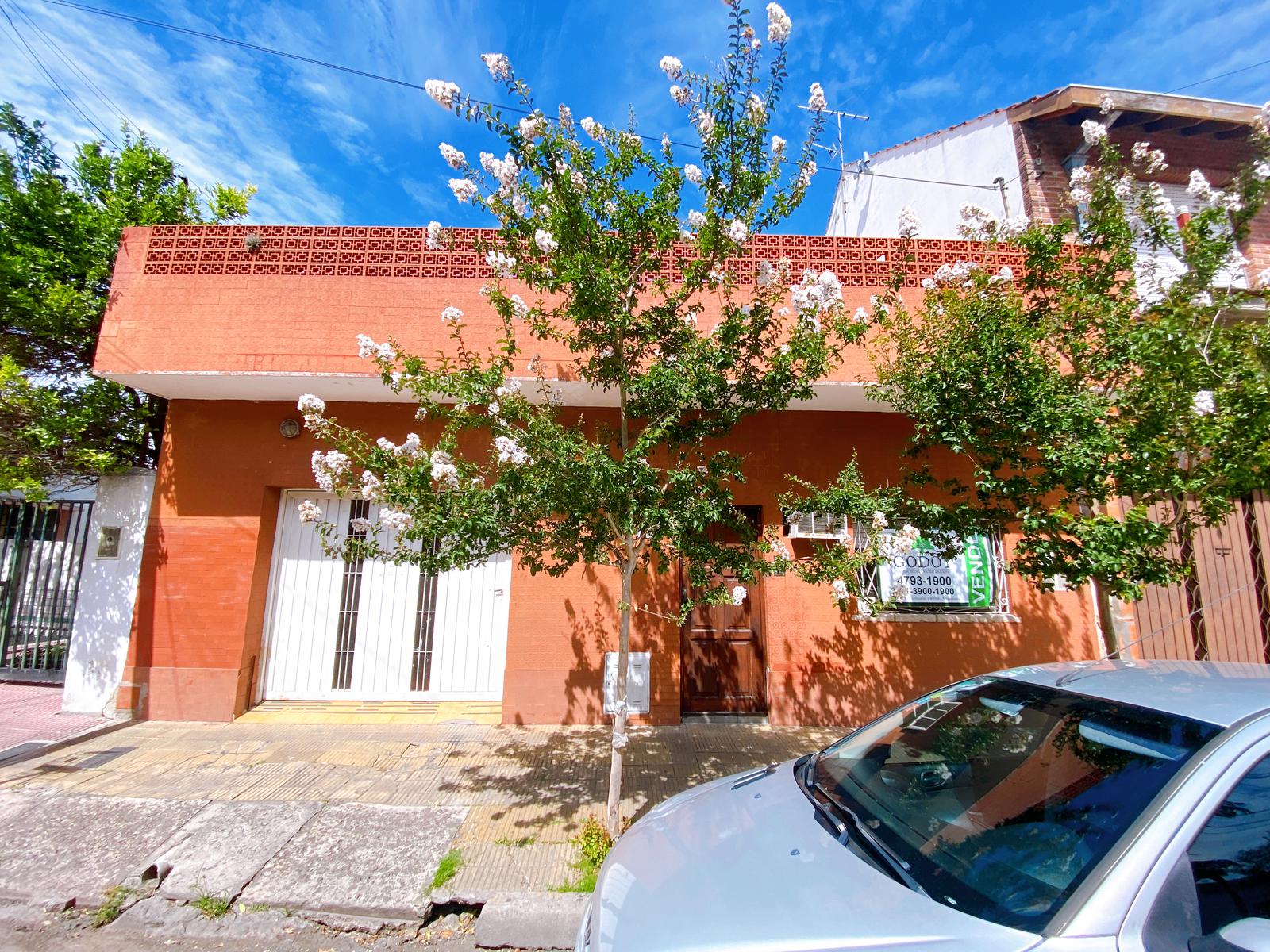 #4863989 | Venta | Casa | Virreyes Estacion (Leo Resia)