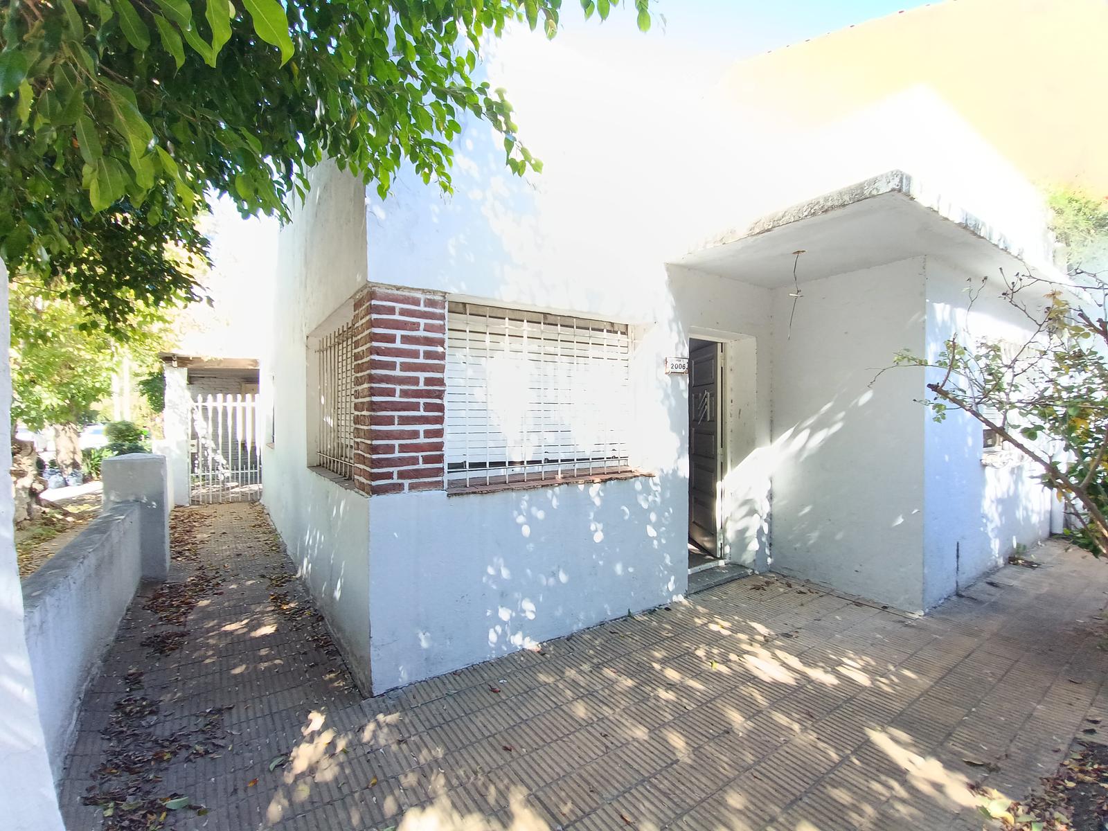 #5037231 | Venta | Casa | Castelar (Carchetini)