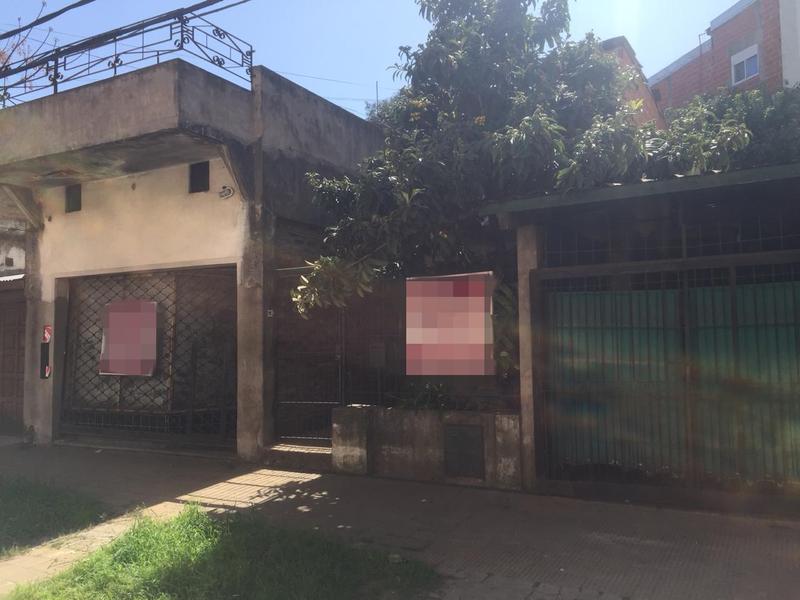 #5455185 | Venta | Casa | Bella Vista (diego swirido negocios inmobiliarios)