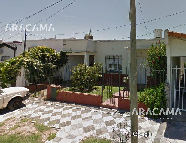 #4930372 | Venta | Casa | Monte Grande (Aracama Propiedades)