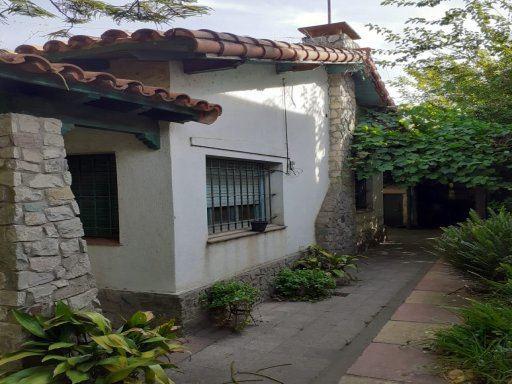 #5480181 | Venta | Casa | Manuel B Gonnet (Estudio Yacoub)