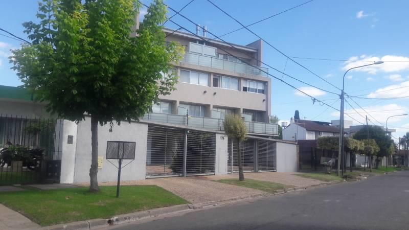 #1910953 | Venta | Departamento | Pilar (Vallier)