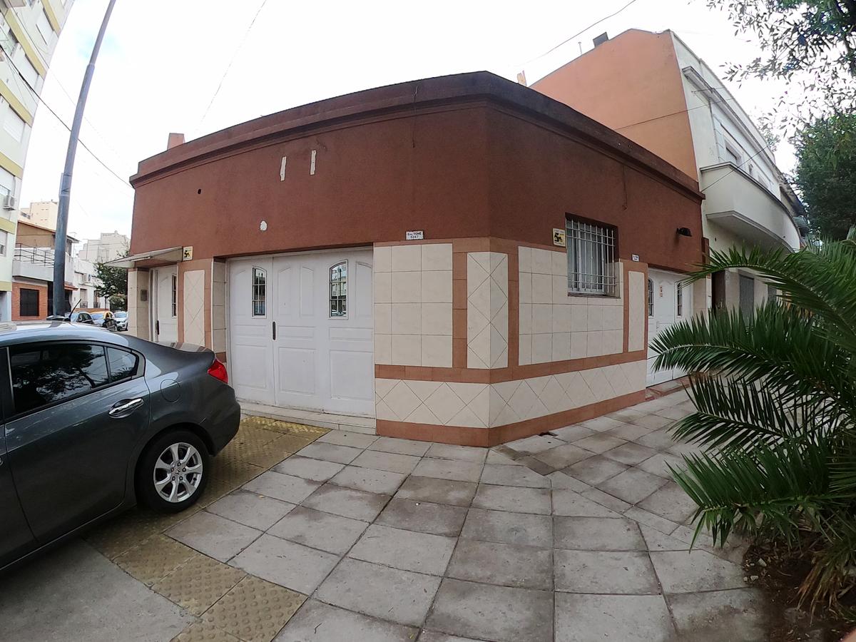 #3883234 | Venta | Casa | Monte Castro (Dirot Propiedades)