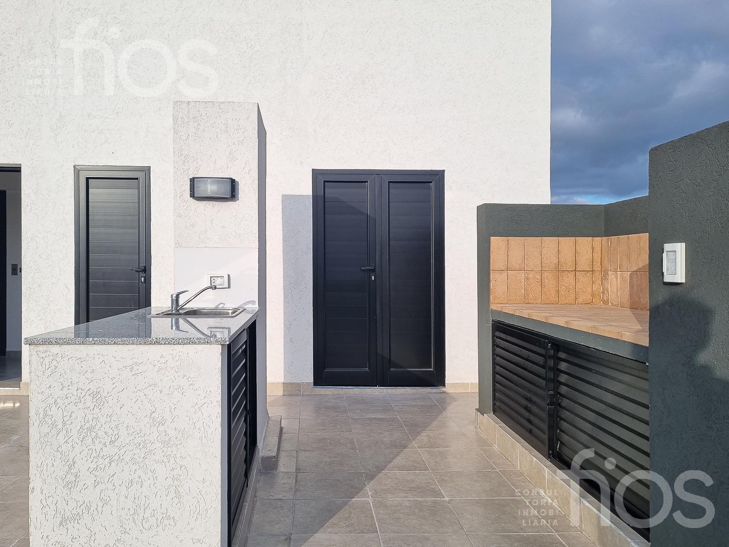 #5173010 | Venta | Local | Doctor Luis Agote (FIOS CONSULTORIA INMOBILIARIA)